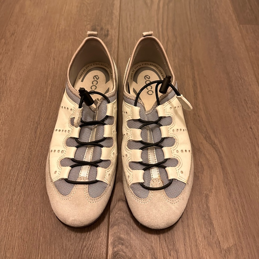 ECCO Sneakers